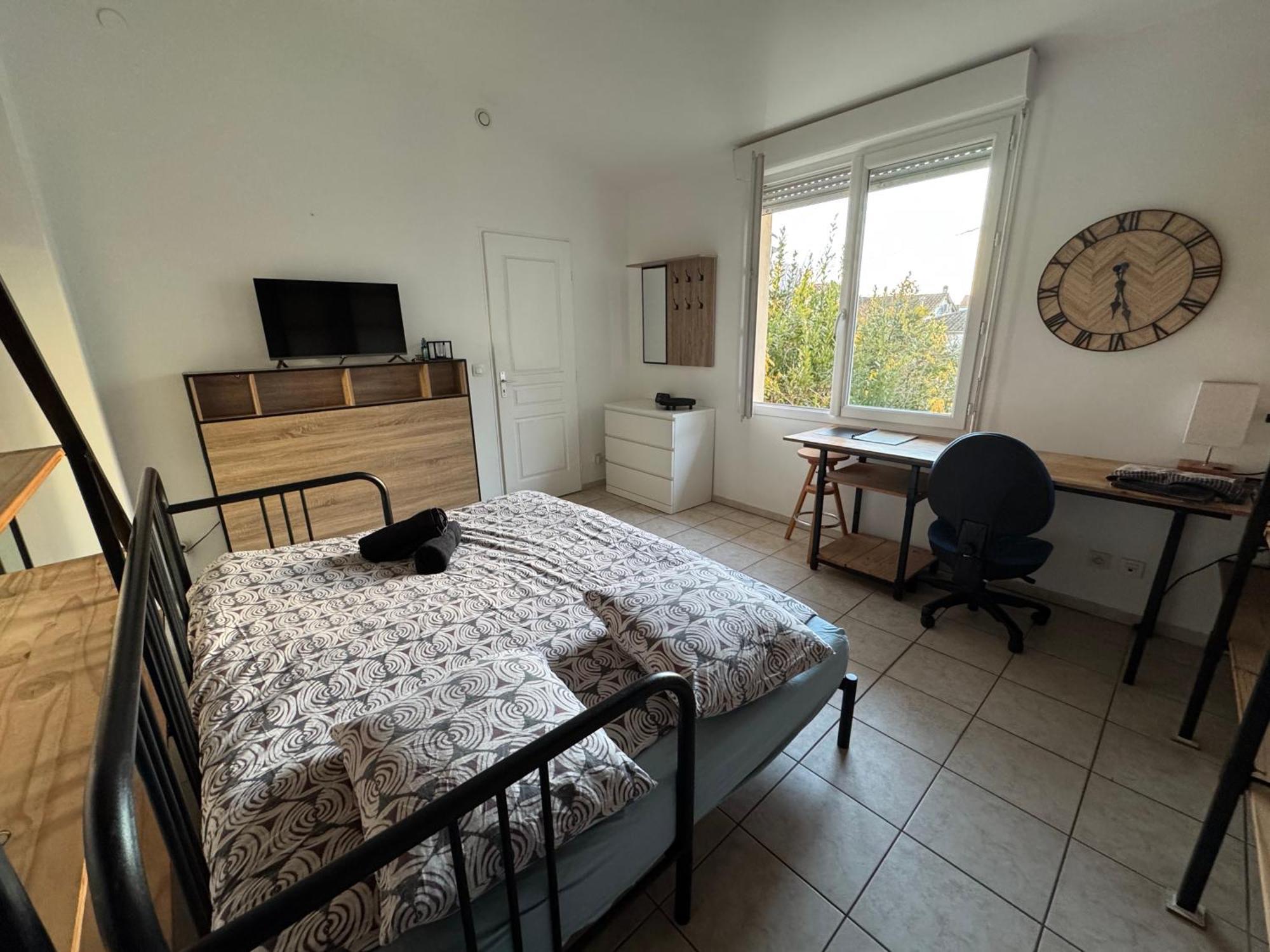 Bed To Rent - Maison Calme Avec Jacuzzi Sous Supplement Bordeaux Exterior photo